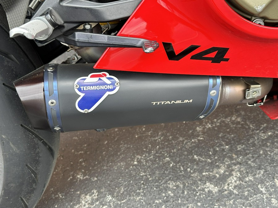 2022 Ducati Panigale V4