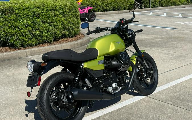 2027 Moto Guzzi V7 Sport
