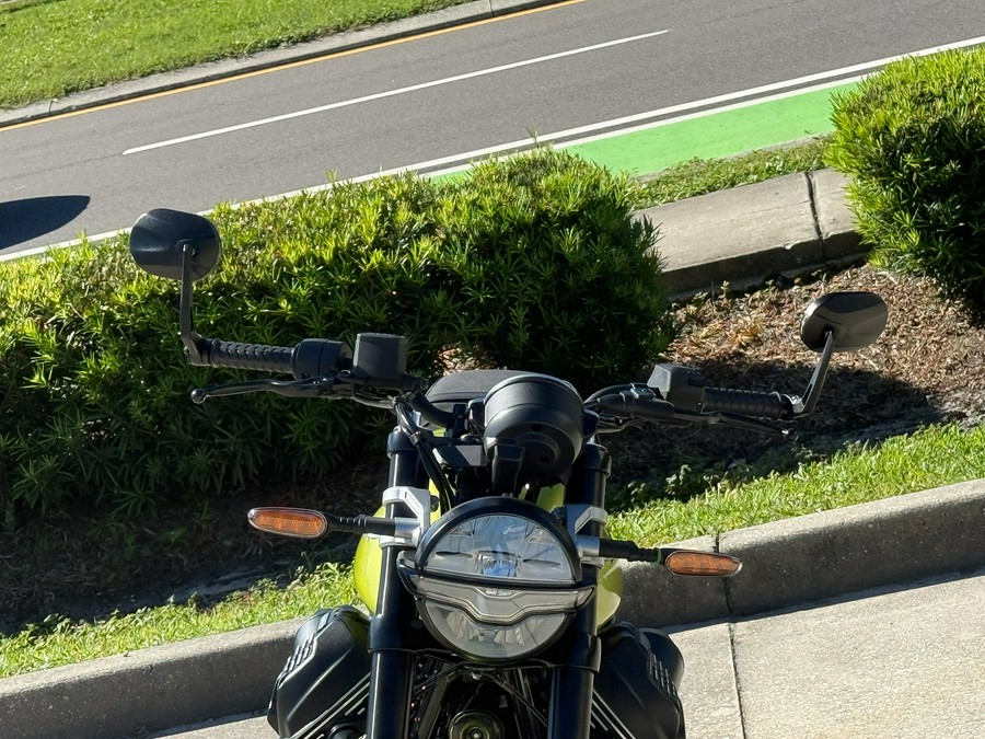 2027 Moto Guzzi V7 Sport