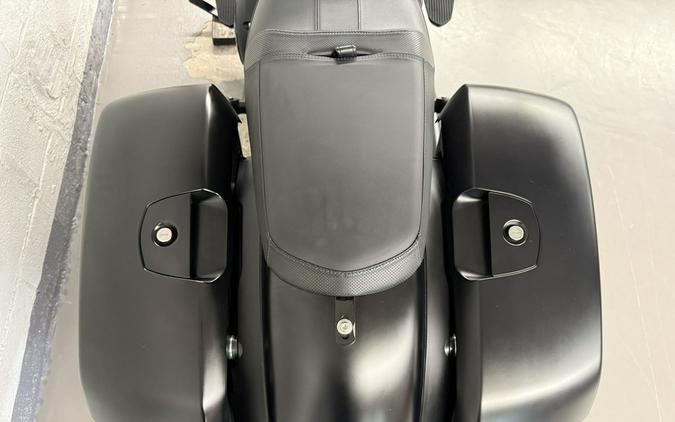 2021 Indian Springfield Dark Horse