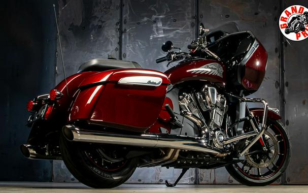 2023 Indian Motorcycle® Challenger® Limited Maroon Metallic