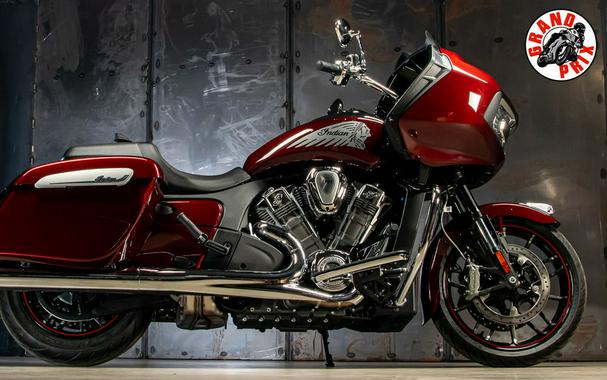 2023 Indian Motorcycle® Challenger® Limited Maroon Metallic