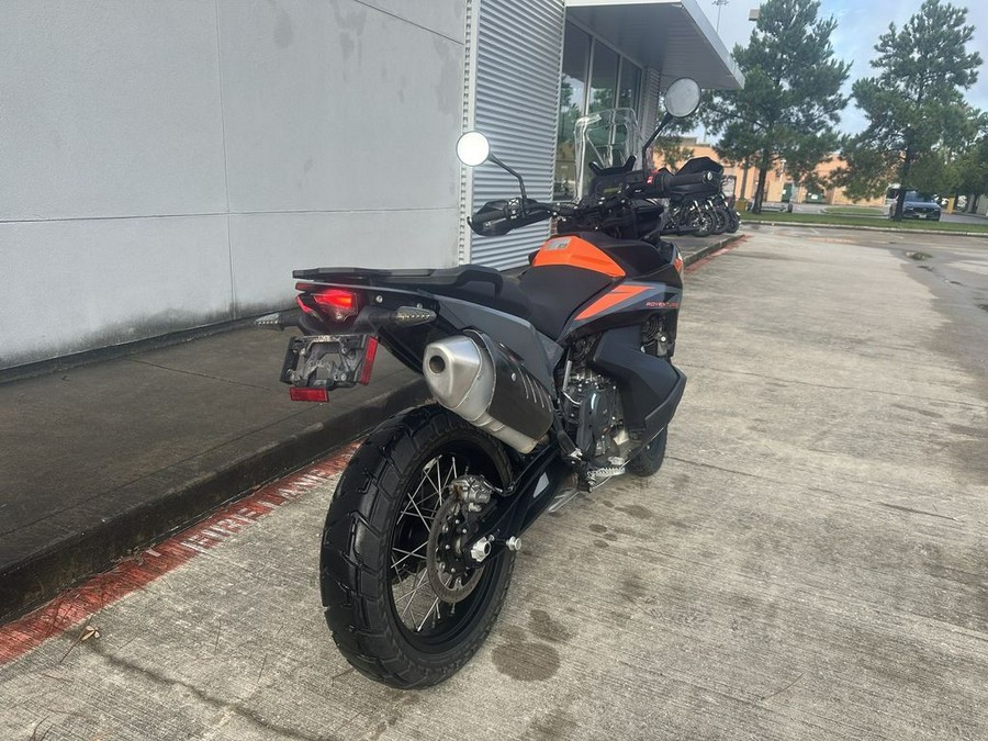 2023 KTM 890 Adventure