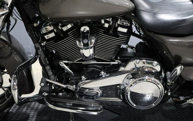 2023 Harley-Davidson Street Glide Special Gray Haze