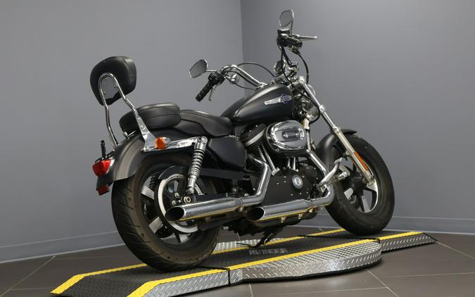 2012 Harley-Davidson® 1200 Custom XL1200C