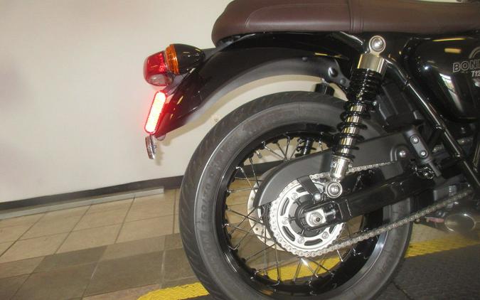 2026 Triumph Bonneville T120 Black Jet black