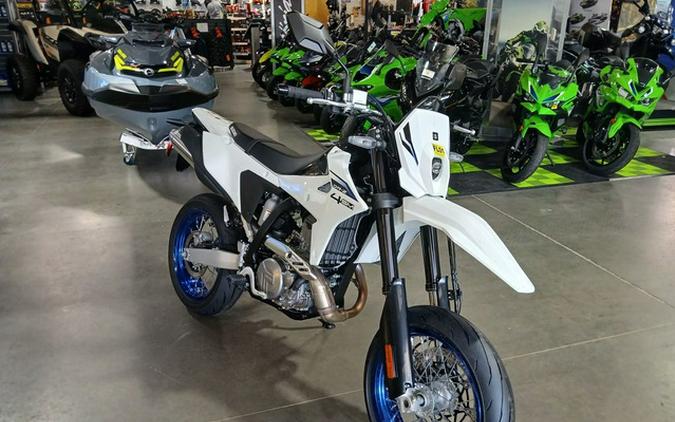 2026 Suzuki DR-Z 4SM