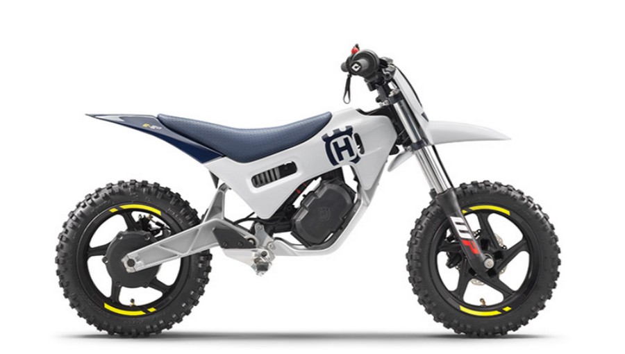 2024 Husqvarna Motorcycles EE 2