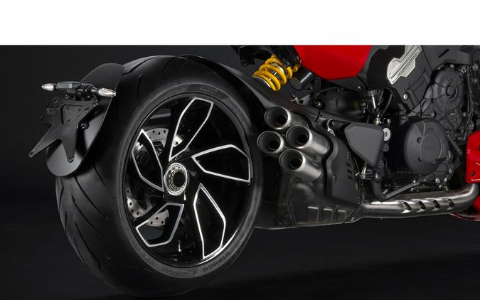 2025 Ducati Diavel V4