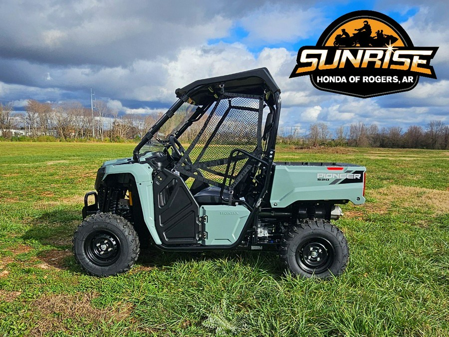 2026 Honda Pioneer 520