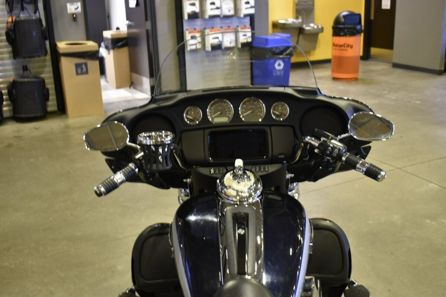 2020 Harley-Davidson Tri Glide Ultra FLHTCUTG