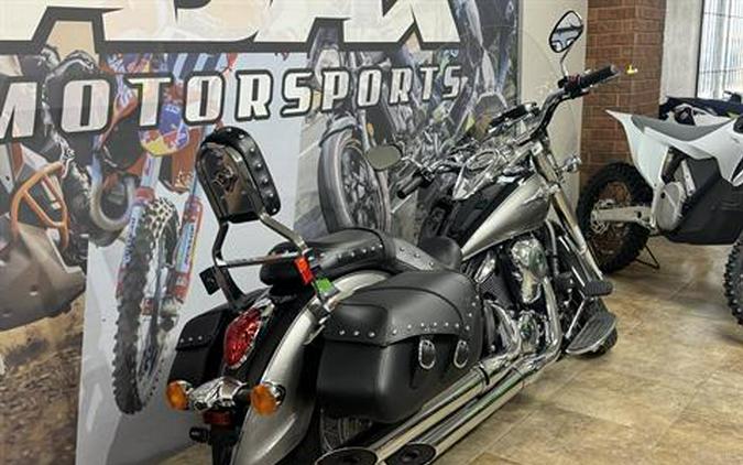 2026 Kawasaki Vulcan® 900 Classic LT