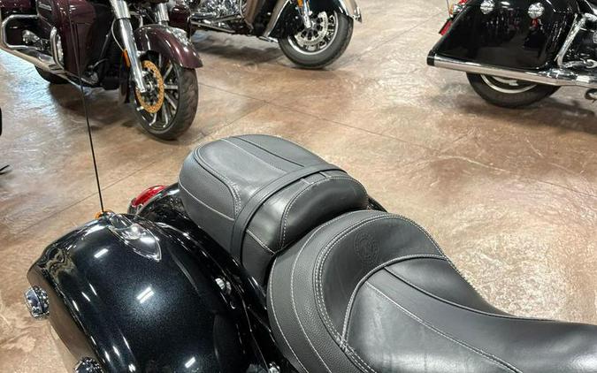 2018 Indian Motorcycle® Chieftain® Limited ABS Thunder Black