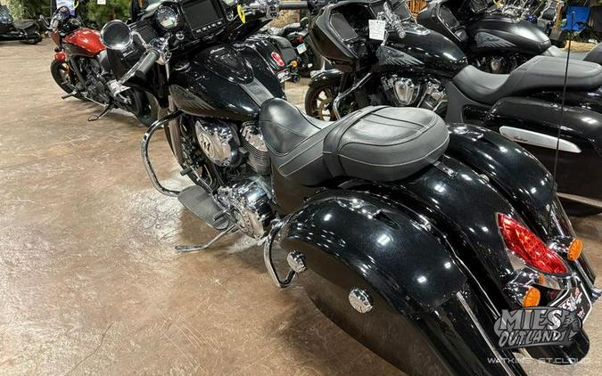2018 Indian Motorcycle® Chieftain® Limited ABS Thunder Black