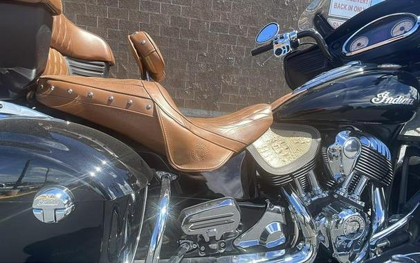 2016 Indian Motorcycle® Roadmaster® Thunder Black