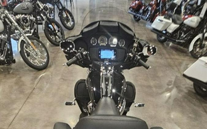 2019 Harley-Davidson Trike FLHTCUTG - Tri Glide Ultra