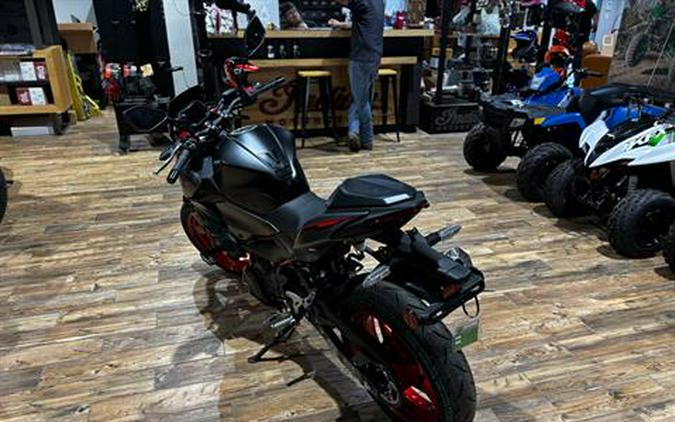 2025 Kawasaki Z500 SE ABS