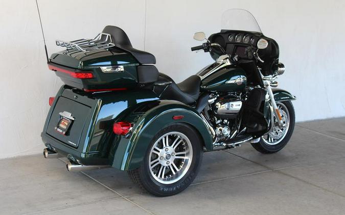 2024 Harley-Davidson® FLHTCUTG - Tri Glide® Ultra