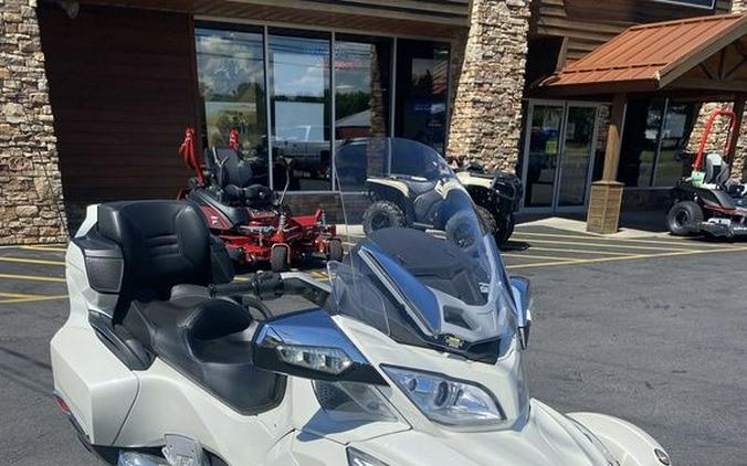 2012 Can-Am® Spyder Roadster RT