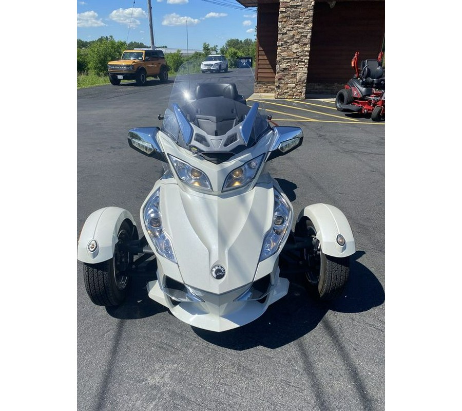 2012 Can-Am® Spyder Roadster RT