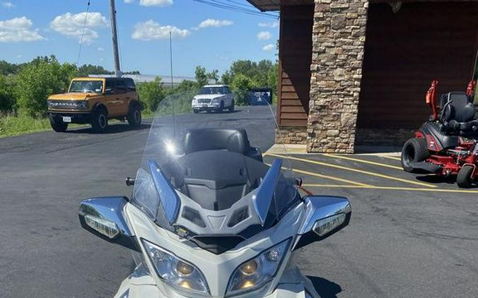 2012 Can-Am® Spyder Roadster RT