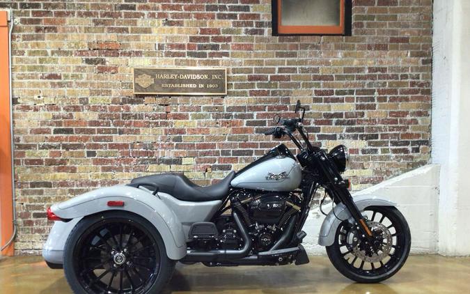 2024 HARLEY-DAVIDSON FREEWHEELER FLRT