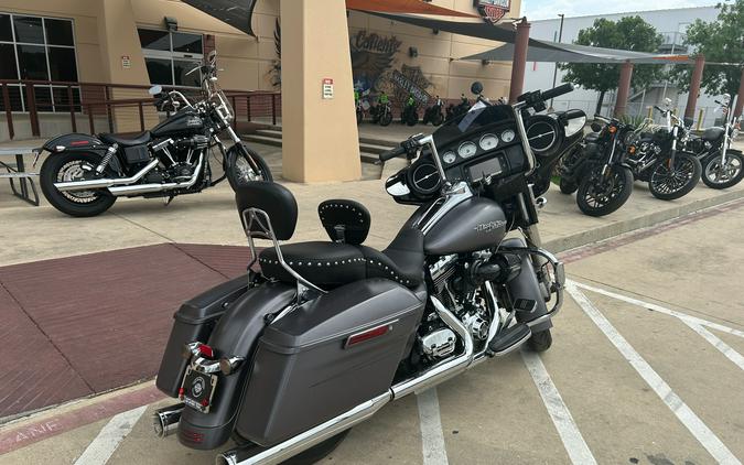 2016 Harley-Davidson Street Glide® Special