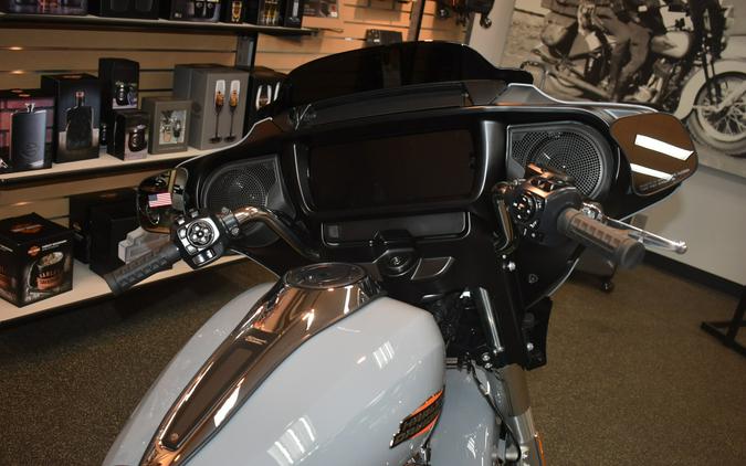 FLHX 2026 Street Glide®