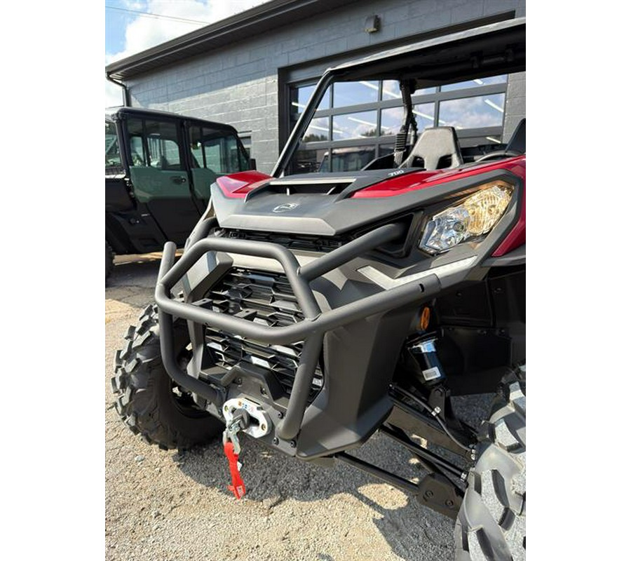 2026 Can-Am Commander XT 700