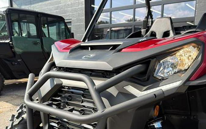2026 Can-Am Commander XT 700