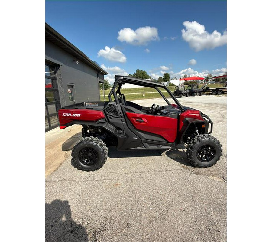 2026 Can-Am Commander XT 700