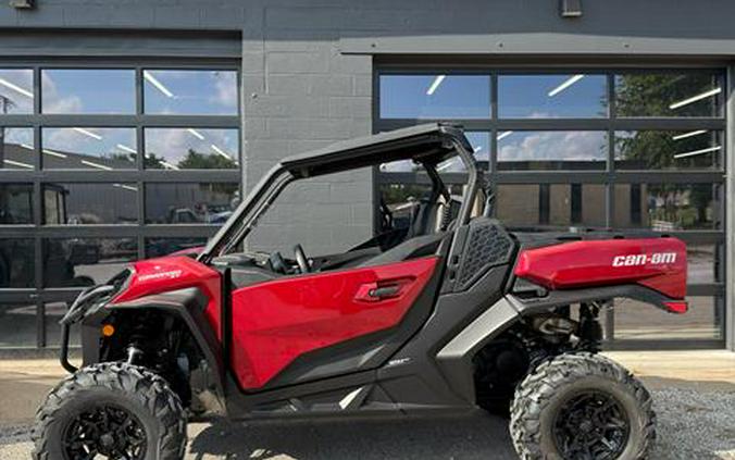 2026 Can-Am Commander XT 700