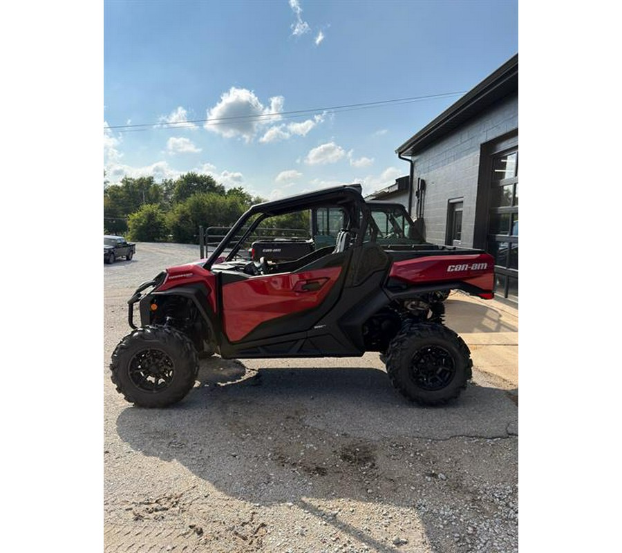 2026 Can-Am Commander XT 700