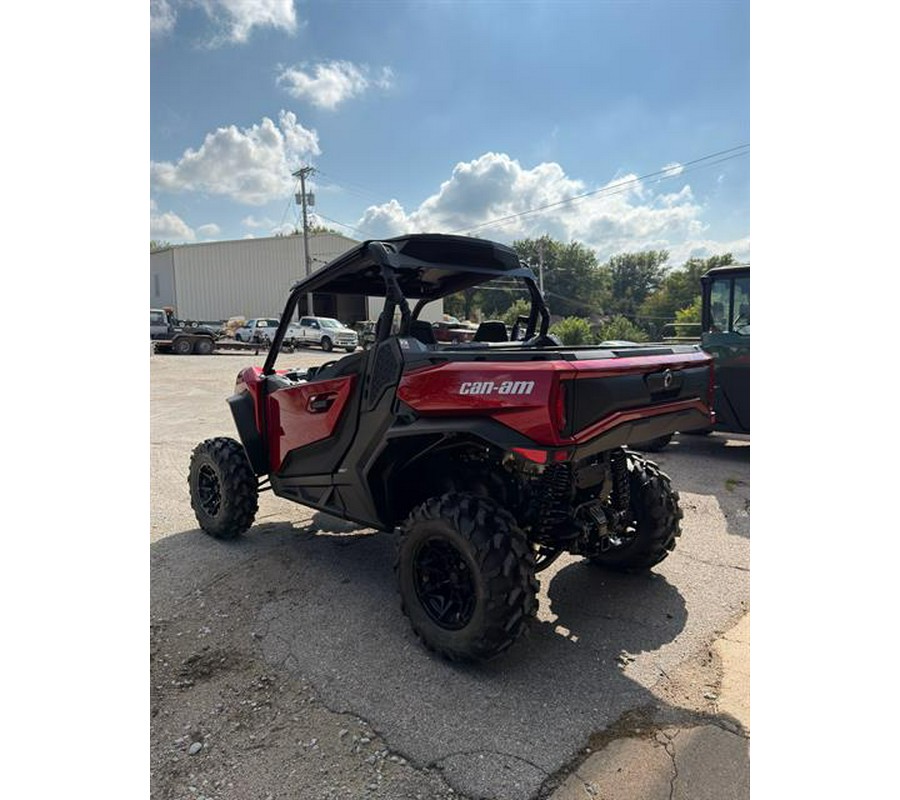 2026 Can-Am Commander XT 700
