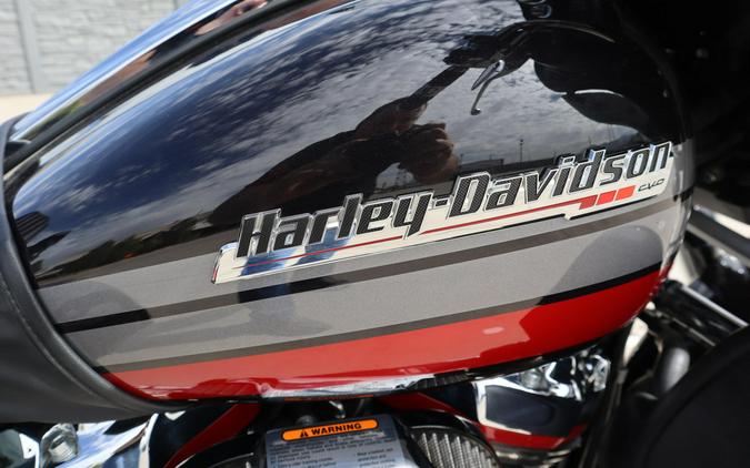 2020 Harley-Davidson CVO Tri Glide Black Stardust w/ Magnetic Gray & Wicked Red