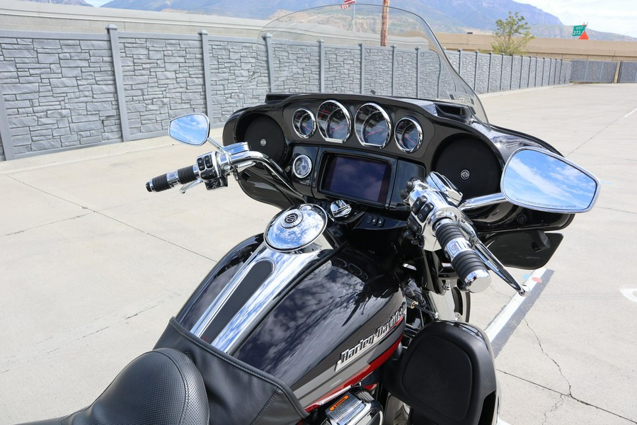 2020 Harley-Davidson CVO Tri Glide FLHTCUTGSE