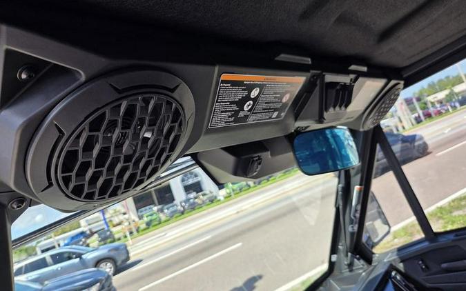 2027 Can-Am® Defender Limited HD11