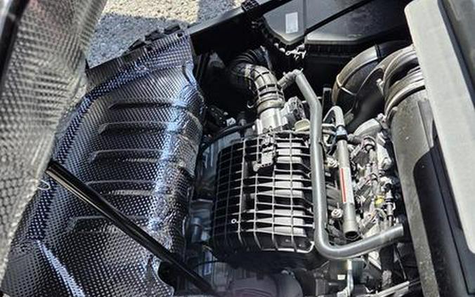 2027 Can-Am® Defender Limited HD11