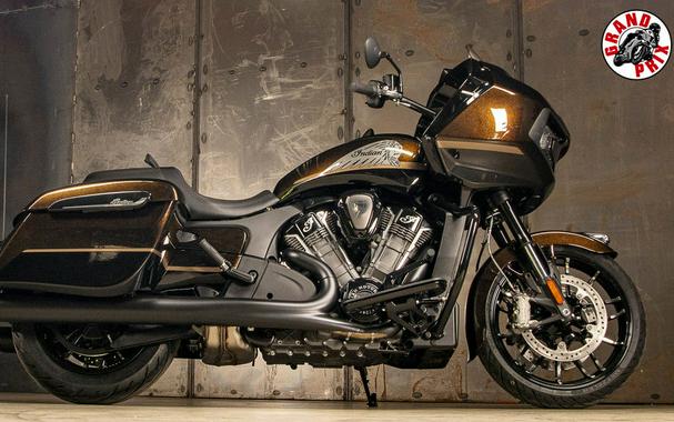 2024 Indian Motorcycle® Challenger® Dark Horse® Icon Smoky Quartz Metallic Pearl/Black Metallic