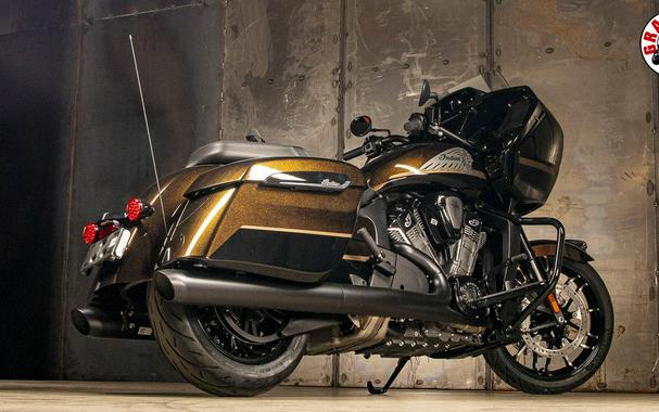 2024 Indian Motorcycle® Challenger® Dark Horse® Icon Smoky Quartz Metallic Pearl/Black Metallic