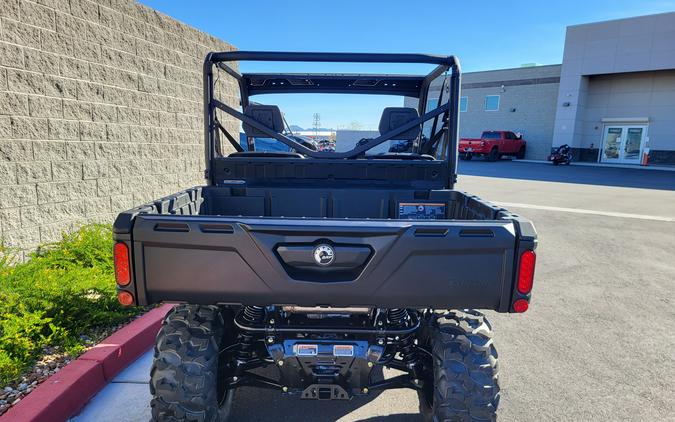 2026 Can-Am Defender HD9