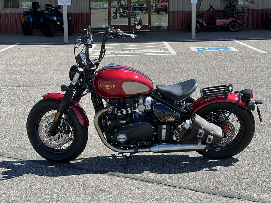 2022 Triumph Bonneville Bobber Gold Line Carnival Red/Sapphire Black