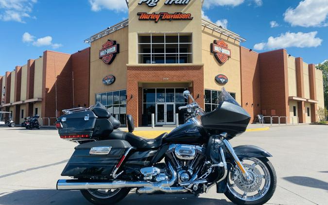 2011 Harley-Davidson CVO Road Glide Ultra FLTRUSE