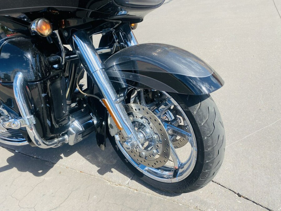 2011 Harley-Davidson CVO Road Glide Ultra FLTRUSE