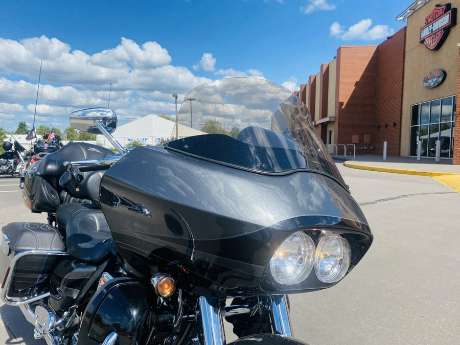 2011 Harley-Davidson CVO Road Glide Ultra FLTRUSE