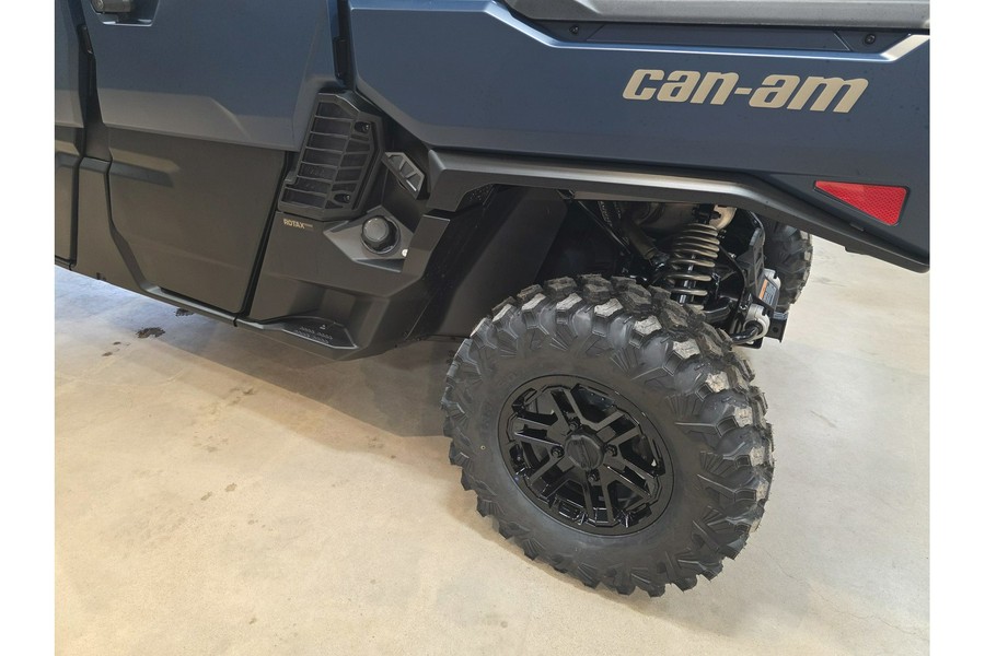 2026 Can-Am DEFENDER MAX LIMITED CAB HD11