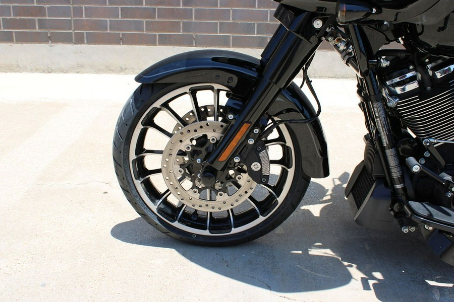 2024 Harley-Davidson® FLTRT - Road Glide® 3