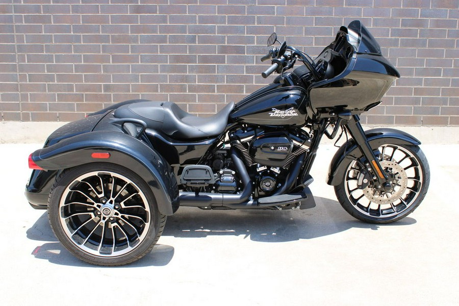 2024 Harley-Davidson® FLTRT - Road Glide® 3