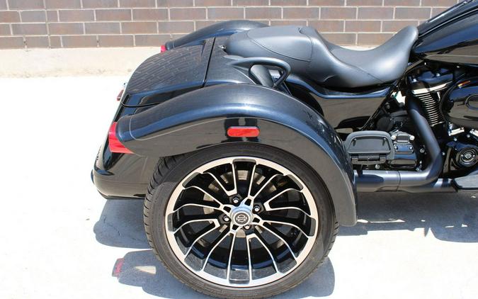 2024 Harley-Davidson® FLTRT - Road Glide® 3