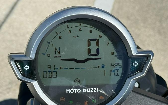 2027 Moto Guzzi V7 Sport